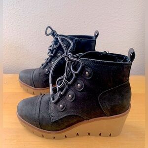 MIA Black Lace up Booties~ wedge platform Chelsea combat heeled